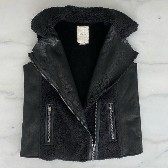 Numph Black Taylor Vest - Size XS (NWOT) - Picture 2 of 5